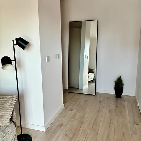 Nowo Wybudowany W Centrum, Garaz Podziemny, Balkon, Winda, Wideodomofon, Wynajem Na Doby Apartamento Bialogard